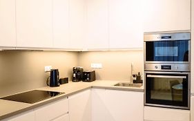 Tran Chien Apartment With Free Private Parking